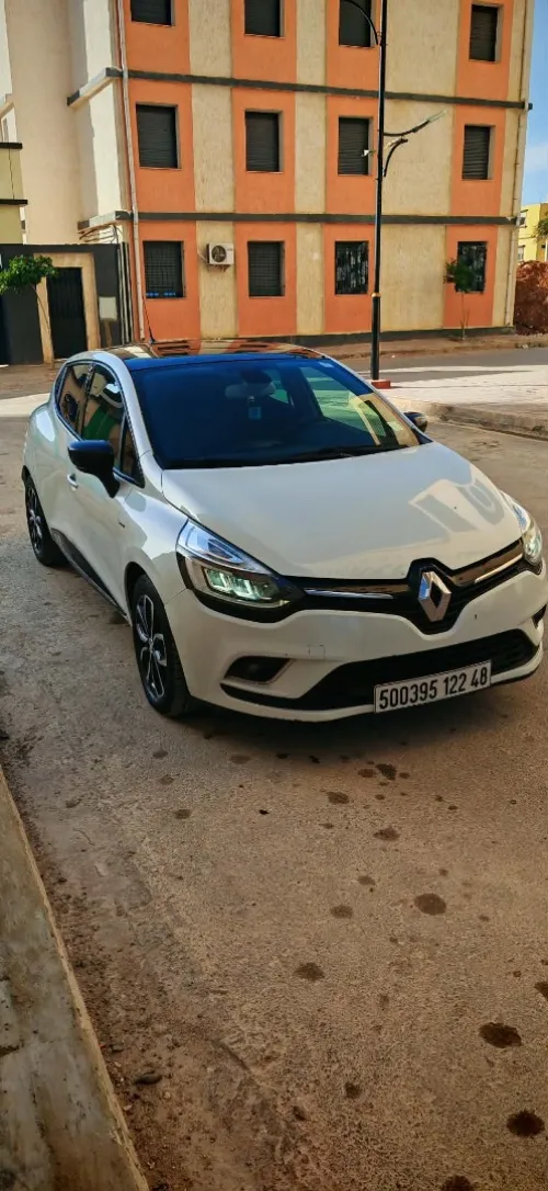 Renault Clio 4 2022 Limited 2