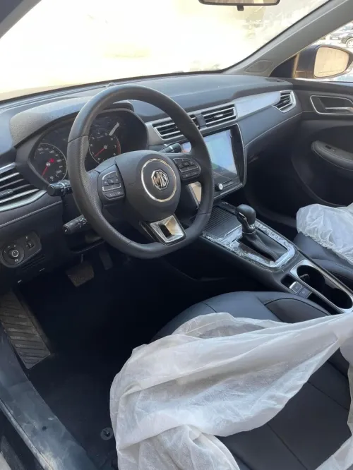 MG MG5 2023 Latoute
