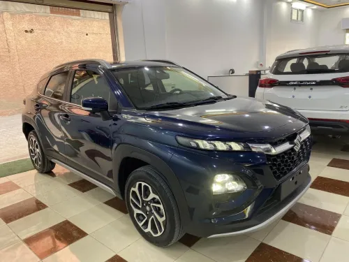 Suzuki FRONX 2023 Latout