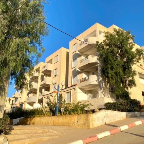 Location vacances Appartement F3 Béjaïa Beni ksila
