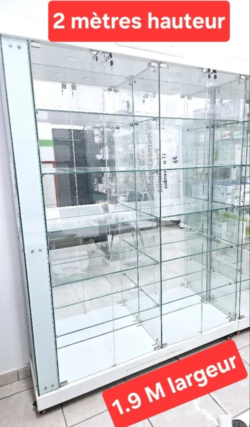 Armoire verre présentoir 