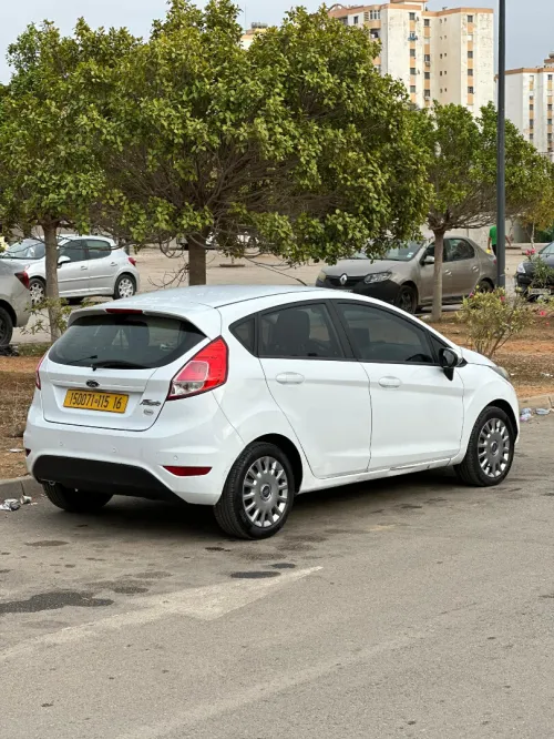Ford Fiesta 2015 