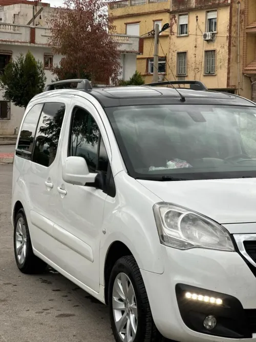 Peugeot Partner 2017 Tepee