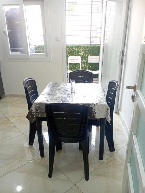 Location Appartement F3 Mostaganem Mezghrane