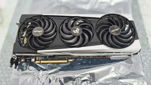 Carte graphique AMD RX 6700 XT 12GB
