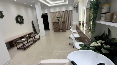 Un lot complet de matériel de coiffure