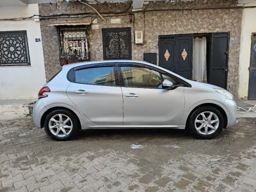 Peugeot 208 2014 Active