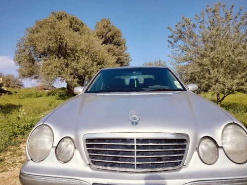 Mercedes Classe E 2001 E270