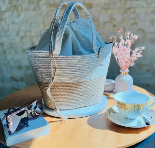 Sac à main + porte monnaie 
