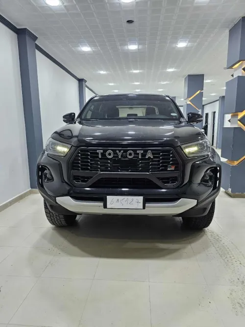 Toyota Revo  2025 Hliux