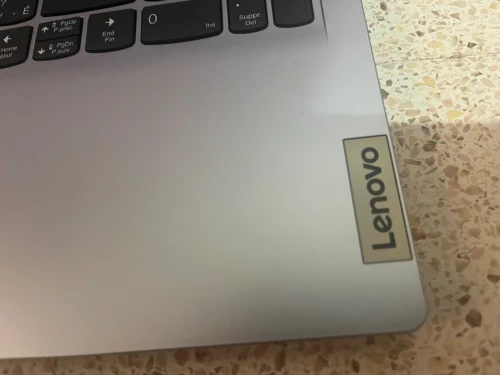 Lenovo laptop ryzen 5