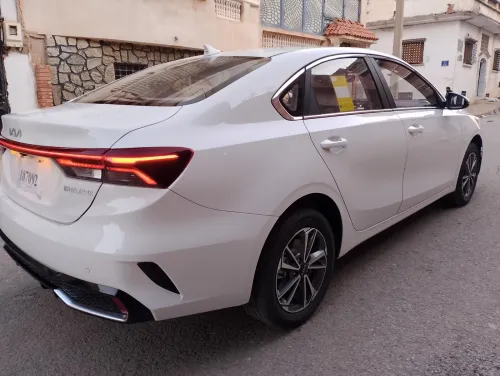 Kia K3 2025 Luxery