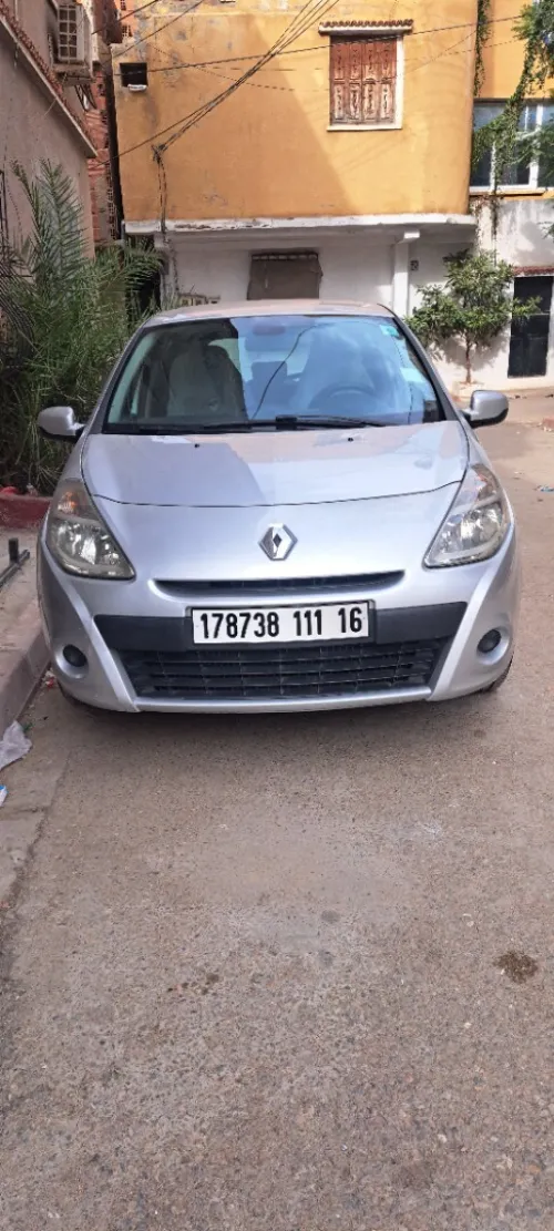 Renault Clio 3 2011 Exception