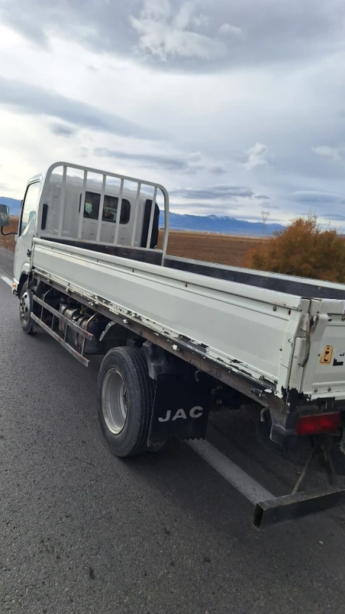 JAC 1040s 