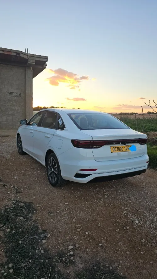Geely Emgrand 2025 Tout option