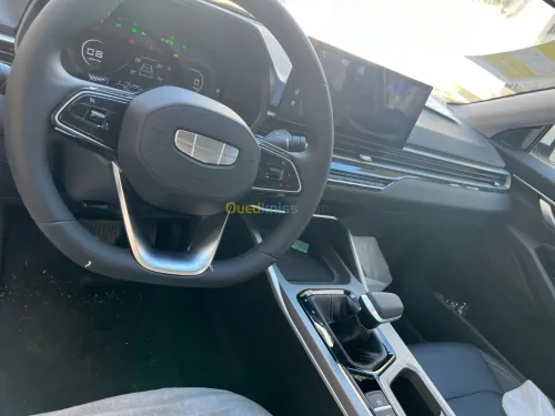 Geely Emgrand 2025 Tout option