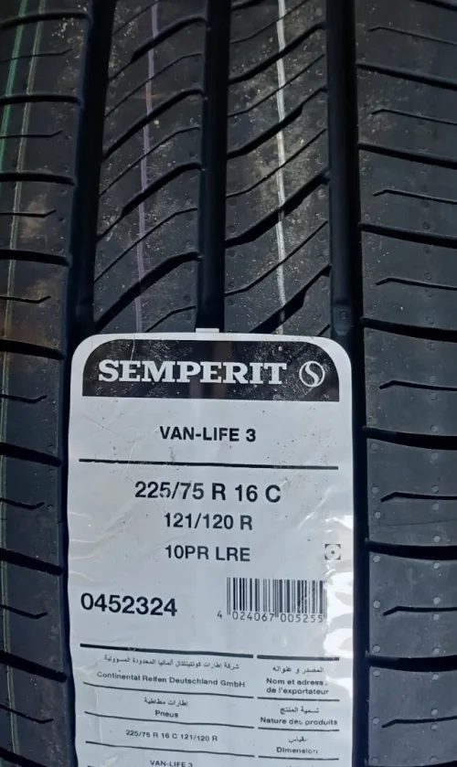 4 pneus 225/75R16C semperit