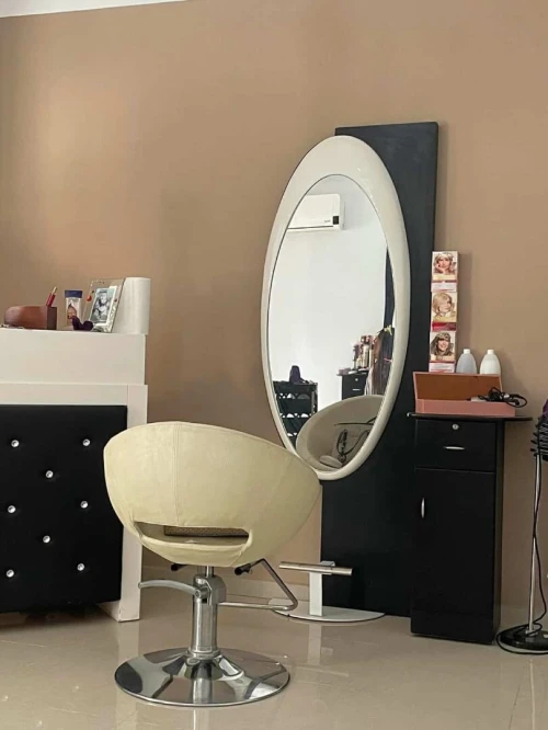 Materiel pour salon de coiffure