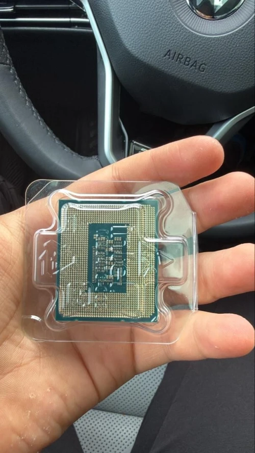 Intel Core i3 12100F