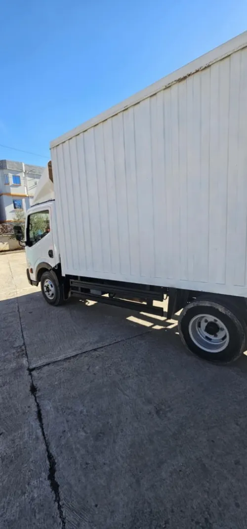 Nissan NT400 2016