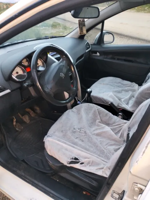 Peugeot 207 HDi 2012 2012