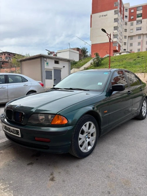 BMW Série 3 2000 Modern