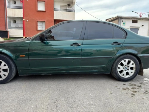 BMW Série 3 2000 Modern