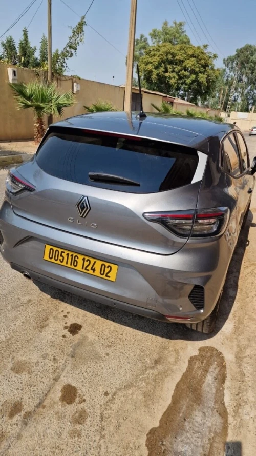 Renault Clio 5  2024 Evolution