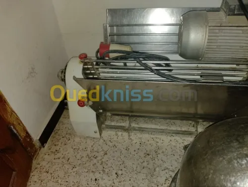 Matériel pâtisserie عتاد حلويات مجمول