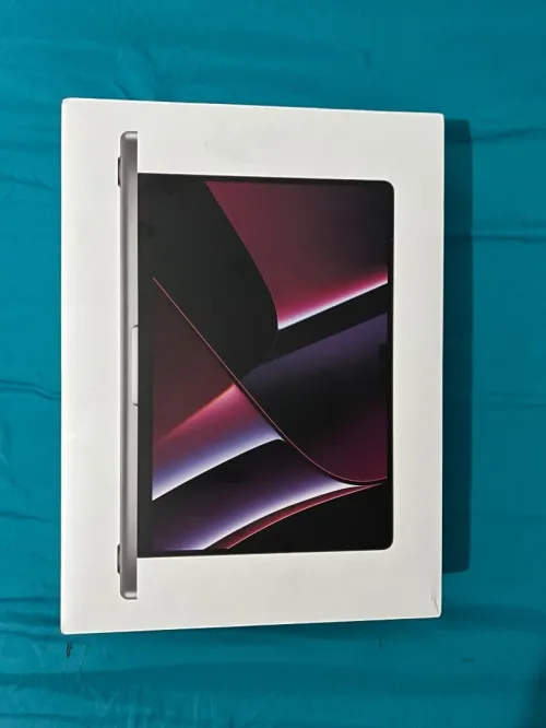 MACBOOK PRO 2023