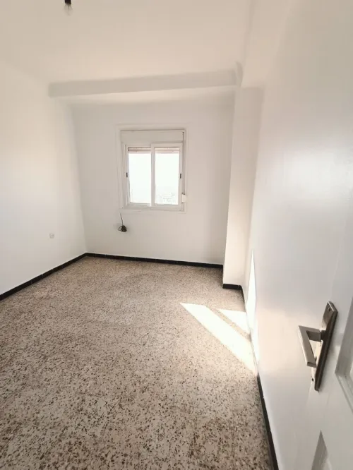 Location Appartement F4 Oran Bir el djir