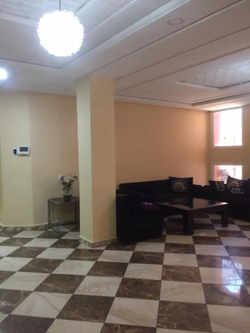 Location Appartement Niveau de villa F8 Oran Oran