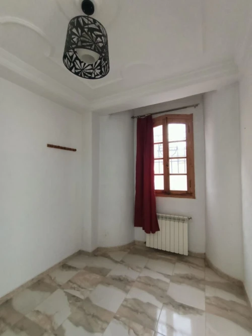 Location Appartement Niveau de villa Oran Oran