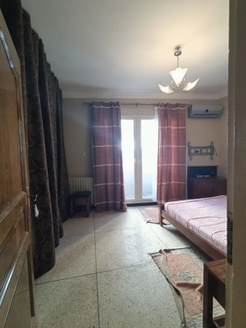 Location Appartement Niveau de villa F4 Oran Oran