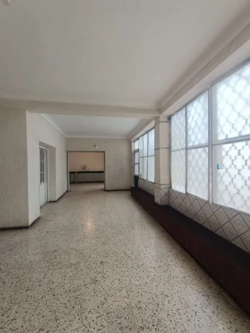 Location Appartement Niveau de villa F8 Oran Oran