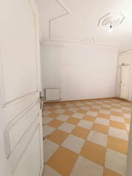 Location Appartement Niveau de villa F5 Oran Bir el djir