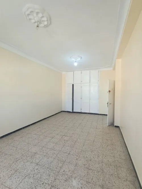 Location Niveau De Villa F5 Oran Sidi chami