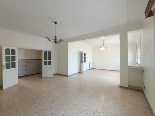Location Appartement Niveau de villa F6 Oran Oran