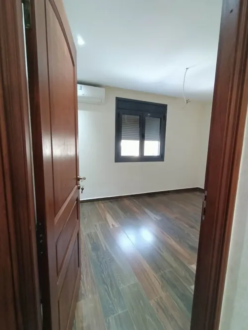 Location Appartement Niveau de villa F5 Oran Oran