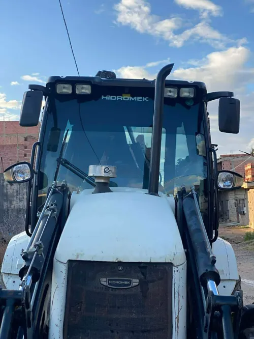 Hidromek retro chargeur 2016