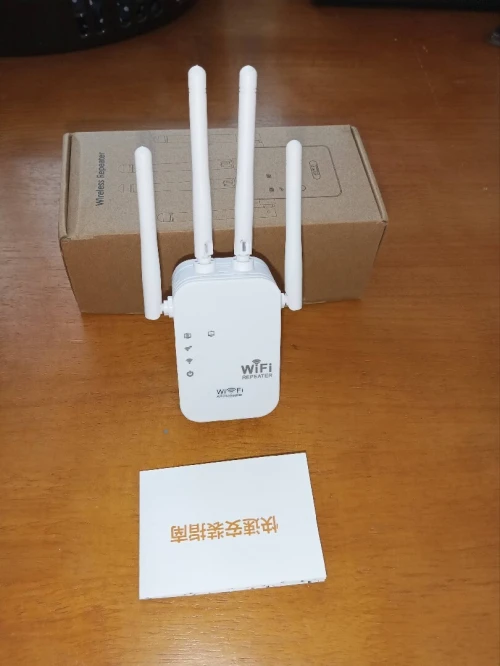 Répéteur WiFi avec antennes externes