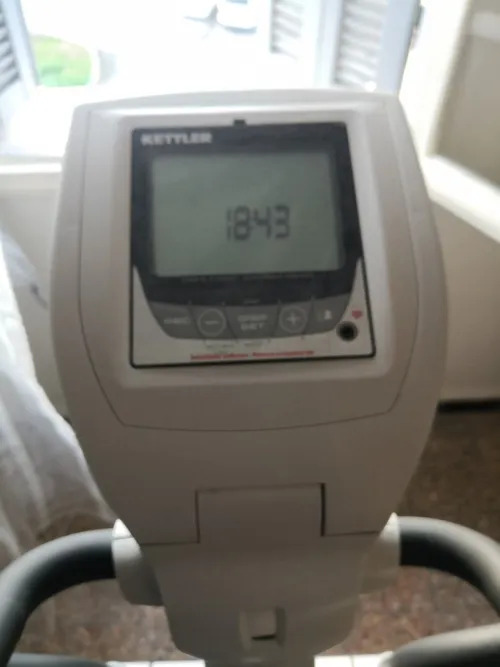 vend vélo elliptique KETTLER UNIX M  neuf jamais servi