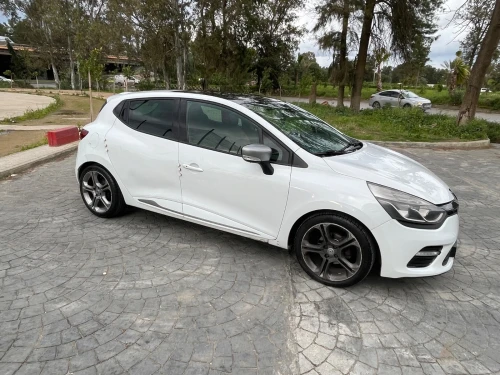 Renault Clio 4 2015 GT Line +