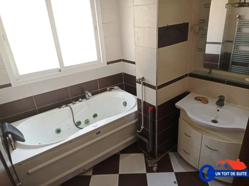 Location Appartement F2 Oran Oran