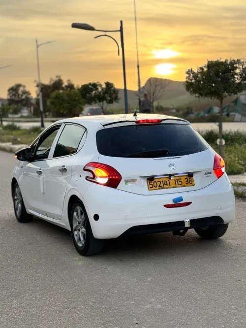 Peugeot 208 2015 Active