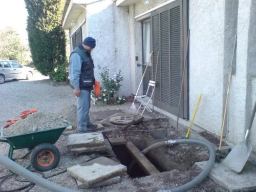 service debouchage de conduite, vidange fosse septique