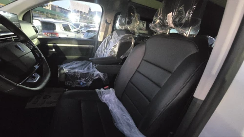 Peugeot Traveller 2026 Business Pack