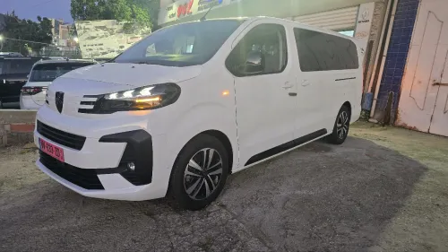 Peugeot Traveller 2026 Business Pack