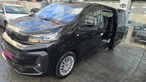 Peugeot Traveller 2026 Business