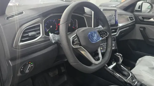 Volkswagen T-Roc 2025 R-Line 